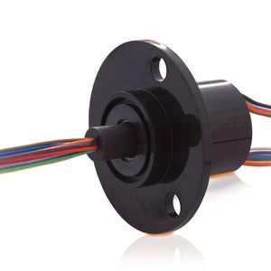 Die gekapselten SVTS A-Schleifringe sind kugelgelagert und bieten bis zu 56 Schleifringbahnen und drei bis 56 Stromkreise. Sie stehen in Ausführungen mit und ohne Flansch zur Verfügung.(Bild:  Servotecnica)