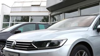 Das VW-Autohaus Michael Rudolph in Oelsnitz im Erzgebirge zieht im Onlinemarketing Nutzen aus der Positionierung als eigenständige Händlermarke und einem ergänzenden Bewertungsmanagement. (Achter / »kfz-betrieb«)