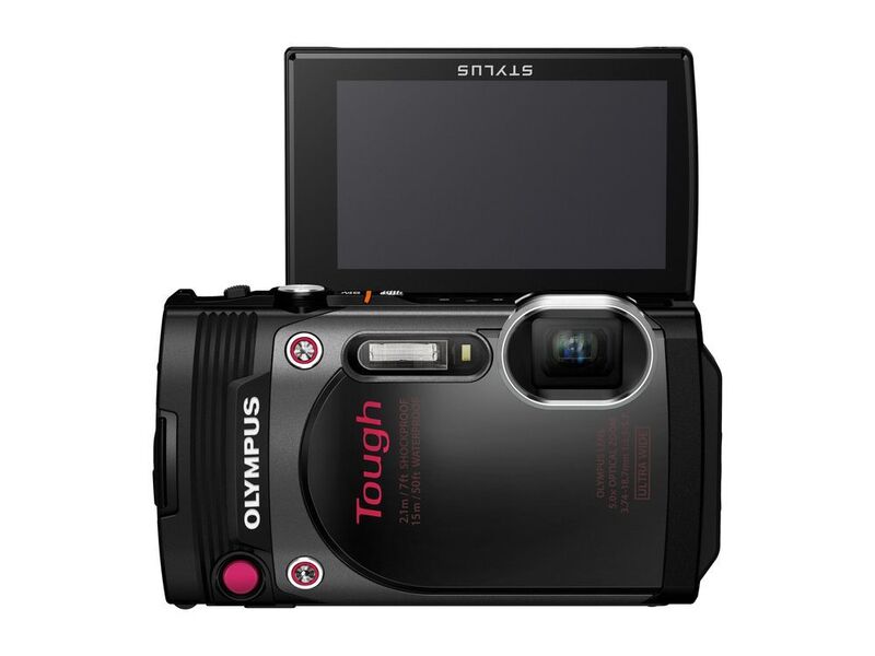 An Bord hat die TG-870 einen 5-Achsen-Bildstabilisator in Verbindung mit dem 16-Megapixel-Backlight-CMOS-Sensor und einem TruePic-VII-Bildprozessor. (Olympus)