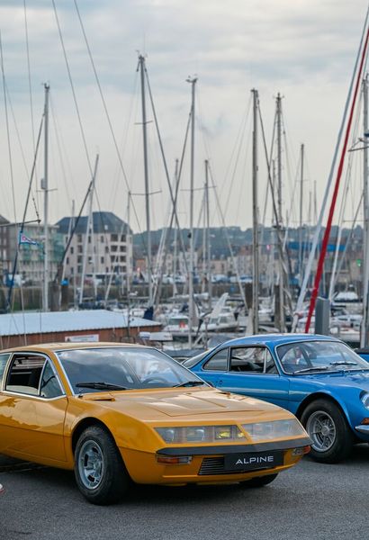 Die A310, flach wie eine Flunder, mit hinter Plexiglas verborgenen Scheinwerfern und ihrem langen Keilheck, muss Anfang der 1970er Jahre gewirkt haben wie ein Besucher aus der Zukunft. (Bild: Renault)