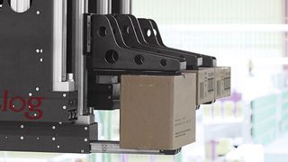 Durch den modularen Aufbau ist es möglich, das Gesamtsystem zu skalieren und weitere Roboterzellen zum Gesamtsystem hinzuzufügen. (Andreas Hackl)