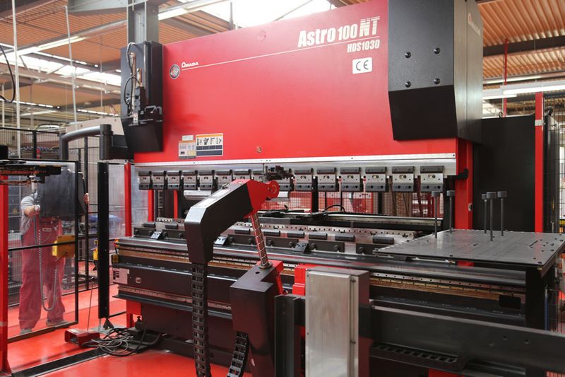 Visite de l'entreprise de tôlerie Artol Fuchs à Granges-Paccot près de Fribourg. Elle est principalement équipée de machines du fabricant Amada. (Image: MSM)