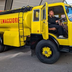 Nicht nur für Männer ist der Besuch von Europas größter Oldtimermessse eine Erlebnis. (Bild: Dominsky - VCG)