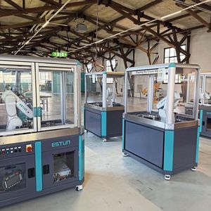 Im historischen Gebäude in Schwäbisch Hall bietet ein Showroom Überblick über das Estun-Programm.(Bild:  Estun)