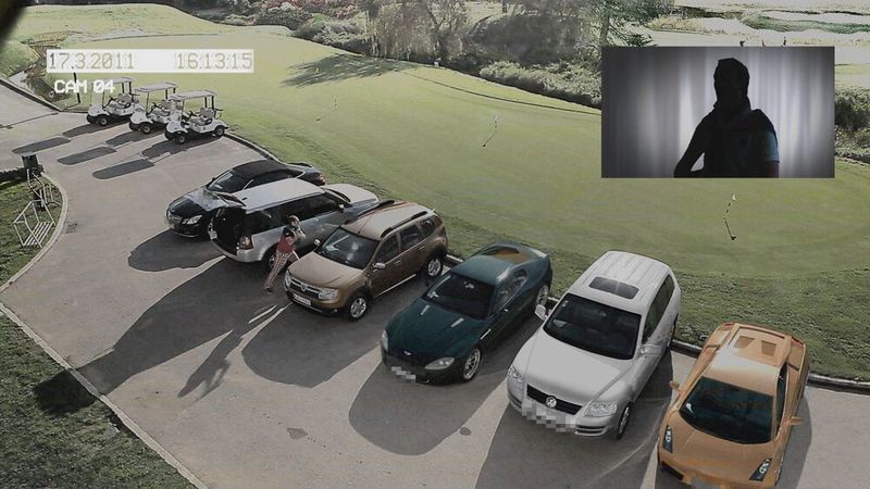 Frech, fröhlich, erfolgreich – die TV-Werbekampagne „Garantiert Statusfrei“ mit einem Dacia Duster zwischen Prestigeautos vor dem Golfplatz. (Bild: Dacia)