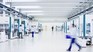 Mit der Übernahme der CIGS-Linie von Würth Solar geht die Manz AG neue Wege.  (Bild: Manz)