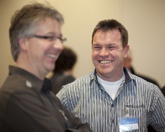 Die Firma gbm aus Mönchengladbach hatte sichtlich Spaß: Harald Hillers und Frank Trepte (Archiv: Vogel Business Media)