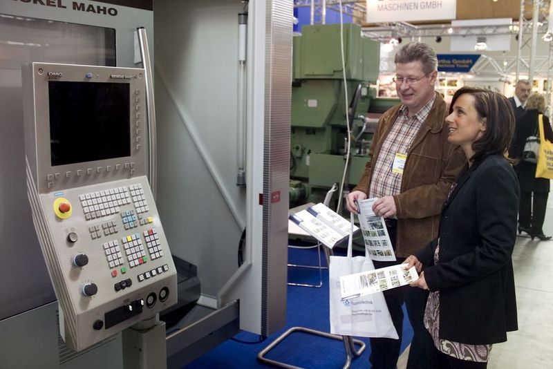 Gebraucht bedeutet nicht automatisch alt: Auch modernste CNC-Technik wurde auf der Resale 2008 feilgeboten. Bild: Hess GmbH (Archiv: Vogel Business Media)