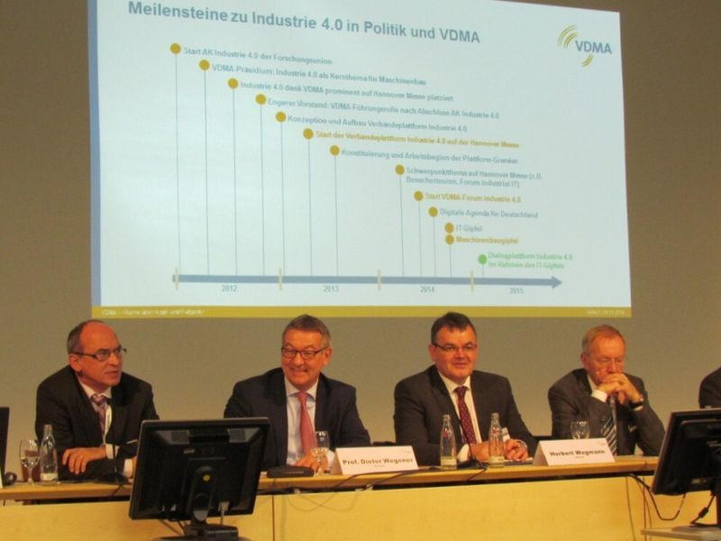 Die Referenten der PK sind sich einig: Eine Kooperation zwischen Unternehmen, Verbänden, Gewerkschaften und Politik ist wünschenswert für anstehende Transformationsprozesse im Rahmen der Industrie 4.0. (Bild: s. häuslein/konstruktionspraxis)