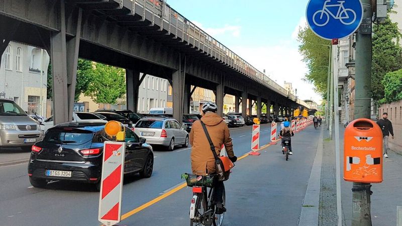 Fahrradfahrern hierzulande könnte das Leben leichter gemacht werden. (Bild:  ADFC)