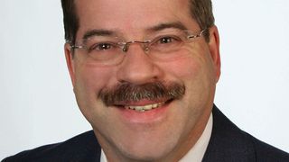 Wolfgang Knodel (Bild) unterstützt BARCODAT-Gründer Günther Stahl in der Firmenführung (Archiv: Vogel Business Media)