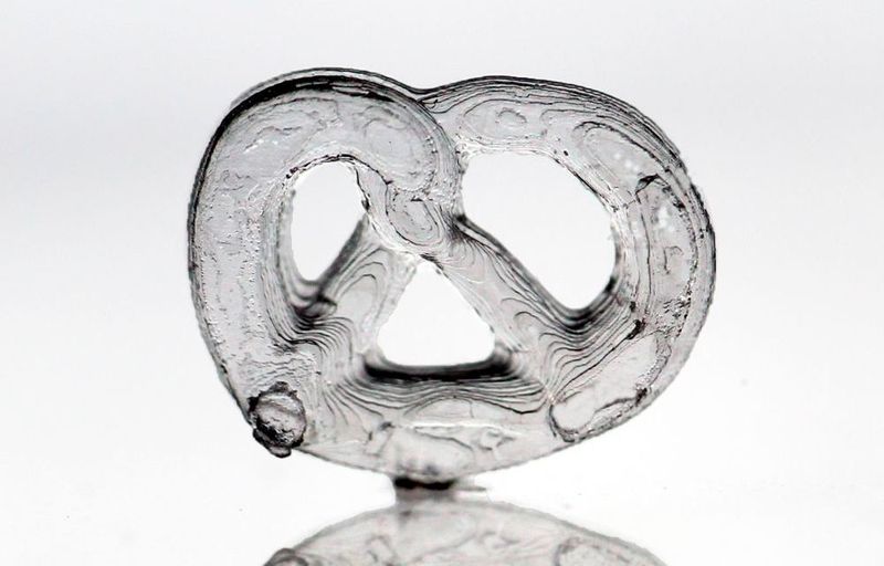 Erstmals ist es Forschern gelungen, Glas als Werkstoff für die additive Fertigung zu verwenden. (KIT/NeptunLab)