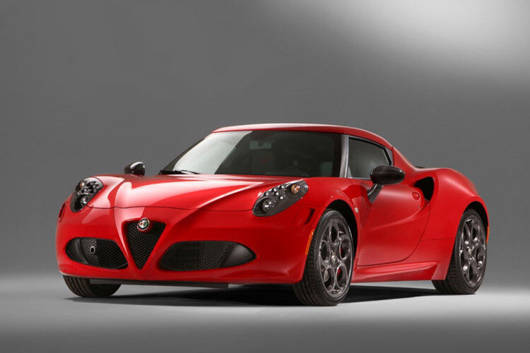 Der Name des 4C soll an die großen Alfa-Legenden aus den Dreißigern erinnern. (Foto: Alfa Romeo)