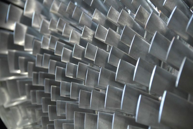 Verbundwerkstoffe aus Kohle- oder Glasfaser werden längst nicht mehr nur in der Luft- und Raumfahrt eingesetzt, sondern beispielsweise auch im Turbinenbau. (Dias Infrared)