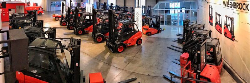Die Willenbrock Fördertechnik GmbH & Co. KG in Bremen ist Vertragshändler von Linde Material Handling und vertreibt Linde-Stapler aller Größen und Tragkraftklassen. (Bild:  Oliver Kunstmann)