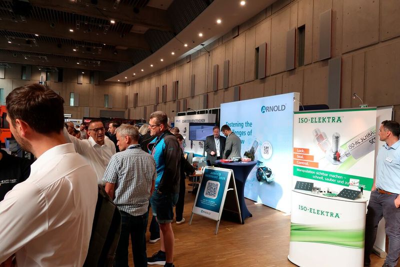 Impressionen von der Verbindungstechnikmesse Schraubtec am 16. April in der Stuttgarter Carl-Benz-Arena ... (Bild: P. Königsreuther)