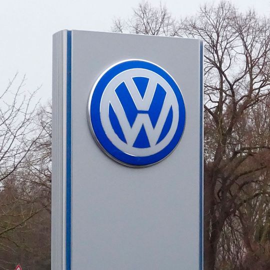 Erneut ist ein VW-Partner in finanzielle Schieflage geraten.(Bild:  Seyerlein/»kfz-betrieb«)