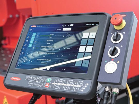 Mit Polaris können Unternehmen Schweißparameter und Schweißdaten jederzeit im Blick behalten – webbasiert und hardwareunabhängig.(Bild:  Fronius International GmbH)