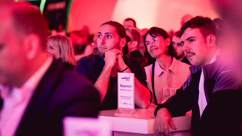 Die Spannung unter den Teilnehmern war groß: Wer platzierte sich in den Top Ten? Und wer schaffte es sogar auf's Treppchen? (Bild: Stefan Bausewein)