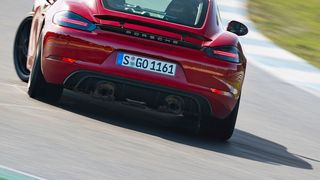 Der Porsche Cayman GTS hat als einer der letzten seiner Art einen Saugmotor. (Bild: Porsche)