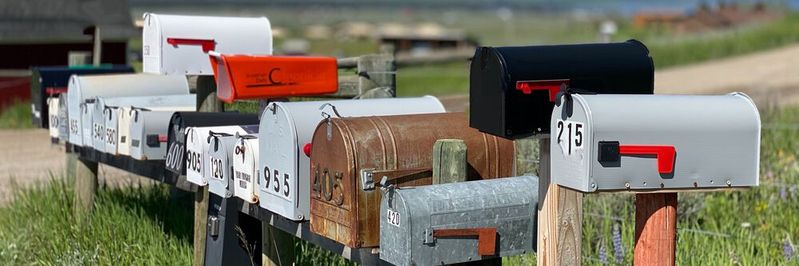 Print-Mailings sind tot? Im Gegenteil! Die Streit Datentechnik GmbH zeigt erfolgreich, wie sie mittels des haptischen Mediums dreimal mehr Bewerber generieren konnte. Print-Mailings sind tot? Im Gegenteil! Die Streit Datentechnik GmbH zeigt erfolgreich, wie sie mittels des haptischen Mediums dreimal mehr Bewerber generieren konnte.