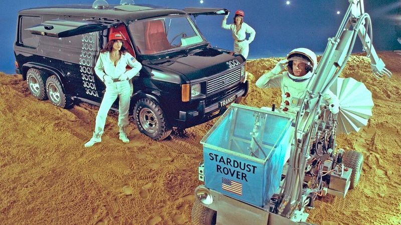 Diesen sechsrädrigen Transit mit Flügeltüren ließ die Ford Motor Company 1979 bauen, um ihn auf Messen zu zeigen. (Bild: Ford)