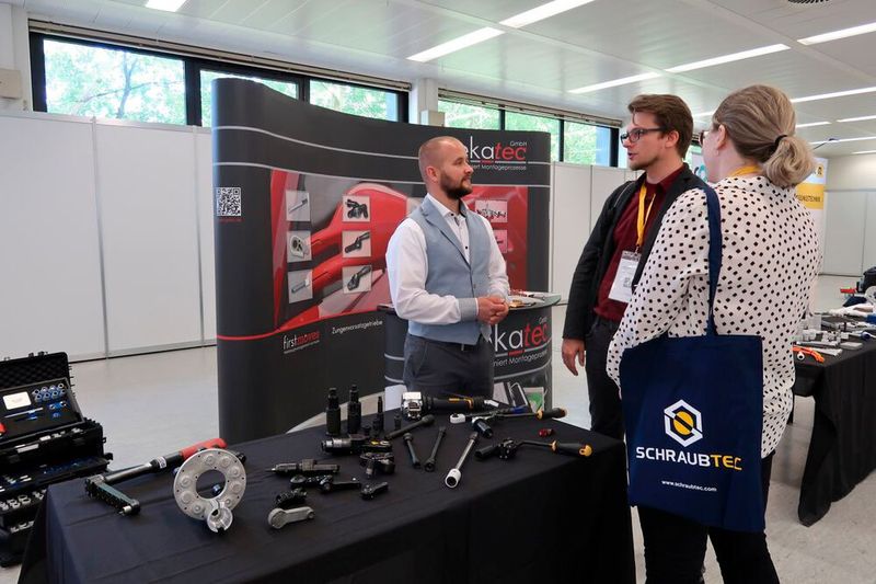 Ekatec informierte über seine covertec-Schraubwerkzeuge, über die covertec ISO+ Adapter und über seine Werkzeugmanagement-Lösungen... (Bild: D.Quitter - VCG)