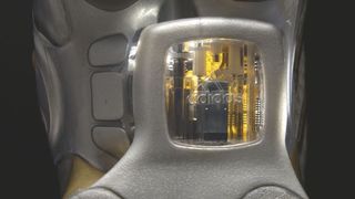 Trotz Elektromotor und Elektronik in der Sohle kein Elektroschrott: Der „intelligente“ Sportschuh von Adidas (Archiv: Vogel Business Media)