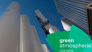 Tyczka informiert, dass die Luftgase Argon, Stickstoff und Sauerstoff nun auch als zu 100 Prozent aus nachhaltiger Energie hergestellte Typen angeboten werden. Diese Erweiterung des Gasportfolios mit nachhaltigen Produkten geschieht im Rahmen von „Green atmospheric Gases“. (Bild: Tyczka)