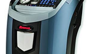 Berner hat neue Klimaservicegeräte im Programm, die mit dem Kältemittel R1234yf umgehen können. (Foto: Berner)