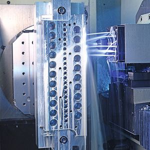 Mit hoher Fertigungtiefe wettbewerbsfähig produzieren – dafür setzt ein Lohnfertiger eine durchgängige CAD/CAM-Softwarelösung ein.