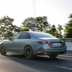 Die neue E-Klasse dürfte die letzte ihrer Art sein.(Bild:  Mercedes-Benz)