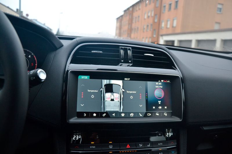 Vor allem Heizung und Sitzheizung waren gefragt. (Bild: Michel/»kfz-betrieb«)