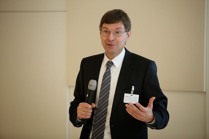 Open Roberta Auftaktveranstaltung: Prof. Dr. Stefan Wrobel, Institutsleiter Fraunhofer IAIS (Google)