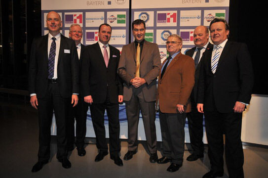 Der Ehrengast Finanzminister Markus Söder (Bild Mitte), Sponsoren und Gastgeber. (Foto: Zietz)