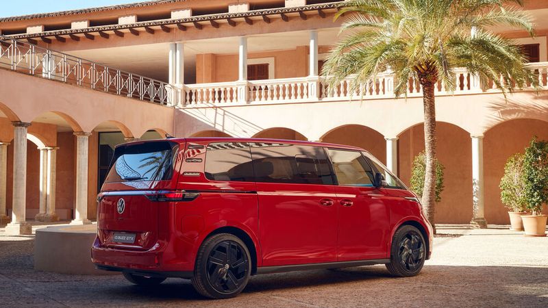 Den bisher stärksten Elektro-Bus von VW gibt es mit zwei unterschiedlichen Radständen. (Bild: Uli Sonntag/VW)