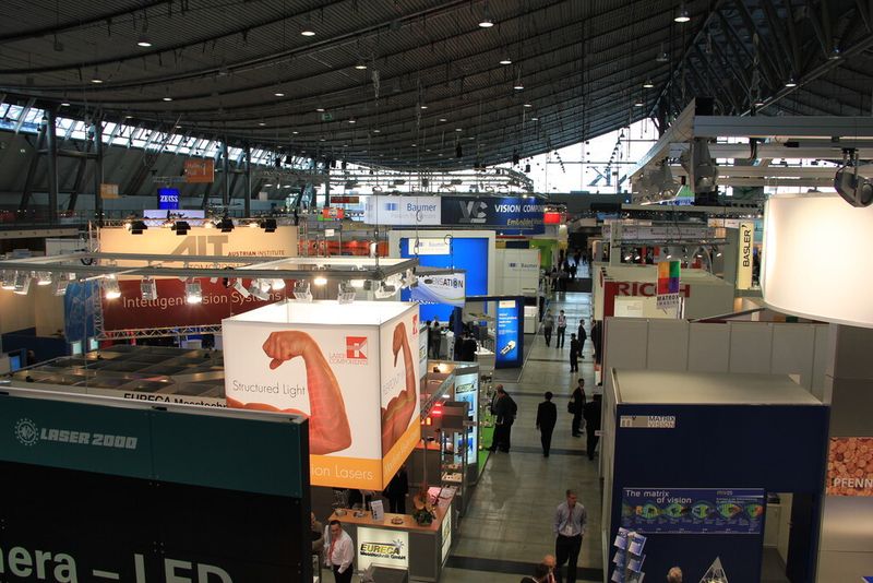 Die Halle 1, mit 21.000 m² die größte des Stuttgarter Messegeländes, ist komplett belegt. (Bild: Schäfer)
