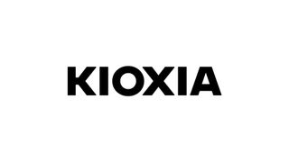 Kioxia-SSDs der Baureihen CM6, CD6 und PM6 haben die Zertifizierung für Microsoft Windows Server 2022 erhalten. (Bild: Kioxia)