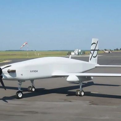 Diese Drohne wurde von Turgis Gaillard konzipiert. Nun kommt aber auch Renault ins Spiel, um mit dem Unternehmen zusammen für weitere smarte militärische Flugroboter zu sorgen. Kein Geringerer als das französische Verteidigungsministerium hat den Autohersteller darum gebeten ... (Bild: Turgis Gaillard)