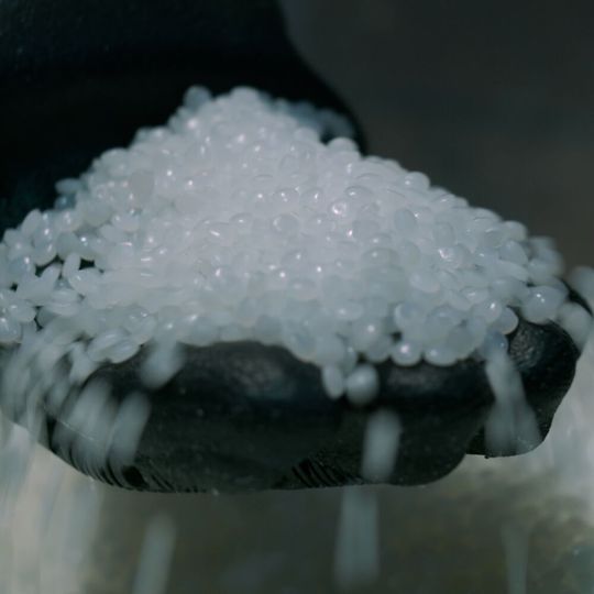 Plastic pellets that can be used to produce new plastic products. The pellets are made by gas that in turn comes from the mixed combustible waste heated to 600-800°C. Plastic pellets that can be used to produce new plastic products. The pellets are made by gas that in turn comes from the mixed combustible waste heated to 600-800°C.