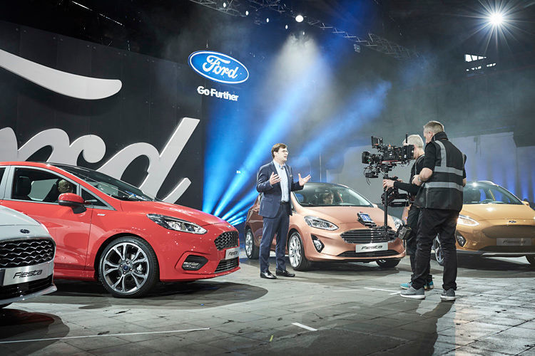 Ford-Europachef Jim Farley enthüllte auf der Go-Further-Veranstaltung in Köln den neuen Fiesta. (Ford)
