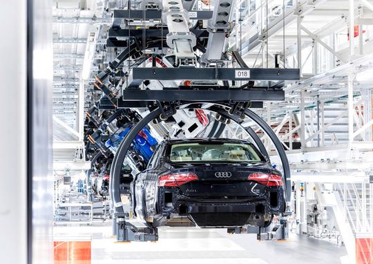 Automobilhersteller Audi arbeitet für die Smart Factory gezielt am Einsatz passgenauer Transportsysteme.(Bild:  Audi)