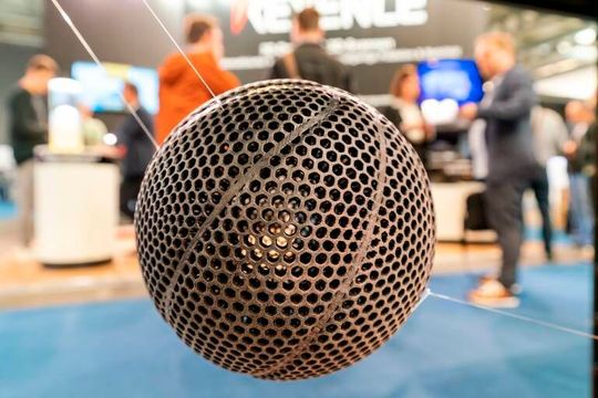 Runde Sache! Bald geht es in Sachen 3D-Druck auf dem Erfurter Messegelände im Rahmen der Rapid.tec 3D wieder darum, die beste Innovation aus der additiven Fertigung zu küren. Drei, die es ins Finale geschafft haben, werden hier schon mal vorgestellt ...(Bild:  Messe Erfurt)