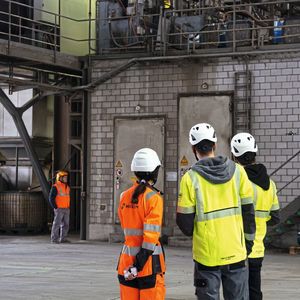 In Zukunft soll die FireDrone in Brandschutzsysteme integriert werden und von Feuerwehrleuten ohne grosses Vorwissen einsetzbar sein.(Bild:  Empa)