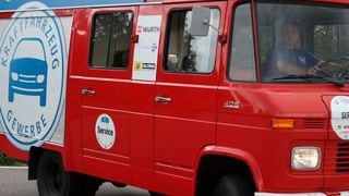 Mit einem eigenen Servicemobil ist der ZDK bei diversen Oldtimerveranstaltungen mit von der Partie. (Promotor)