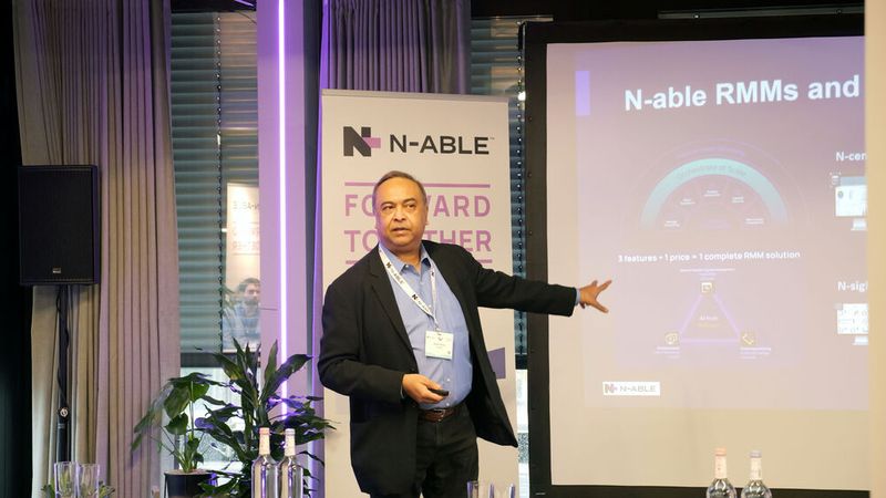 Subo Guha (VP Product Management, N-able) berichtet über Neuerungen bei N-sight und N-Central. (Bild: N-able)
