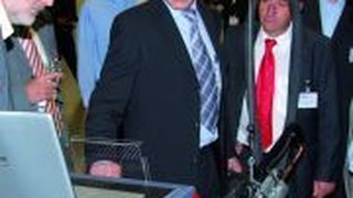 Austausch in Theorie und Praxis: Der »kfz-betrieb«-Branchentreff zur Karosserie-Instandsetzung bietet für jeden etwas. (Archiv: Vogel Business Media)