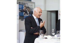 Das Swissmem Symposium bietet gute Gelegenheit sein Netzwerk zu pflegen und zu erweitern. (: Giulia Marthaler)