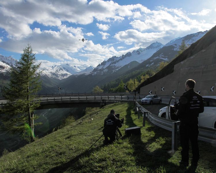 Die Drone kurz nach dem Start (microdrones)