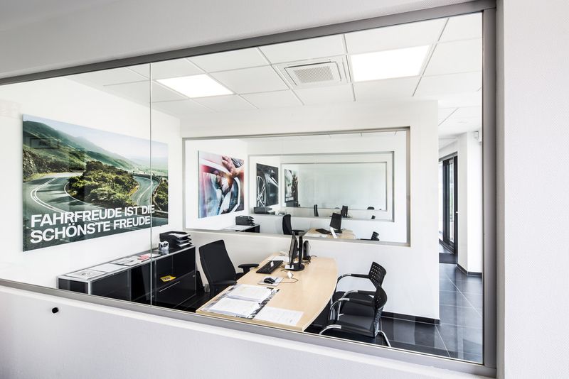 Die Verkäuferbüros sind hell und luftig. (Foto: Becker-Tiemann)